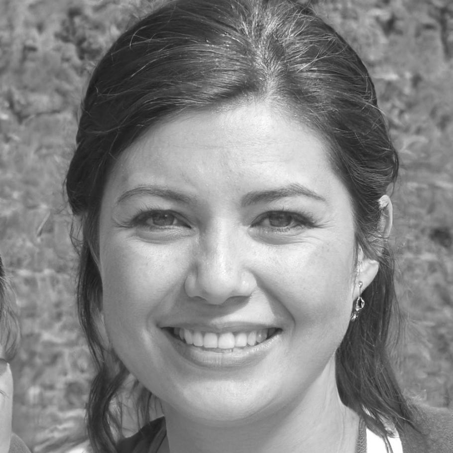 María Elena Ruiz, Especialista en Mercados de Capital